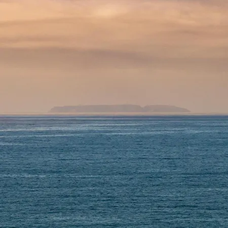 Beachfront Apartment, 25m From The With Ac And Heating * 圣克鲁斯