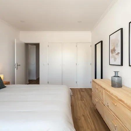 Apartamento Beachfront Apartment, 25m From The With Ac And Heating Santa Cruz (Oeste)