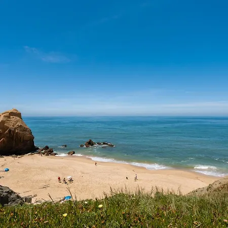 Apartamento Beachfront Apartment, 25m From The With Ac And Heating