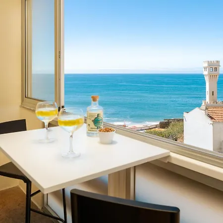 公寓 Beachfront Apartment, 25m From The With Ac And Heating