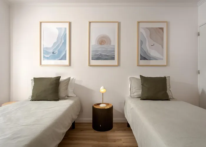 Beachfront Apartment, 25m From The With Ac And Heating شقة سانتا كروز