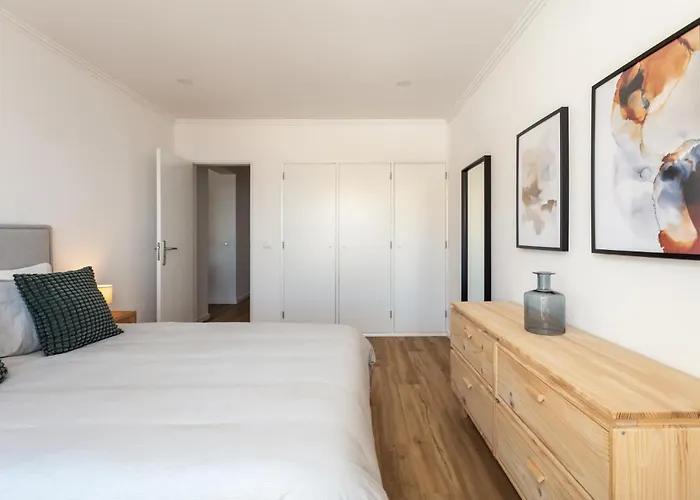 شقة Beachfront Apartment, 25m From The With Ac And Heating سانتا كروز