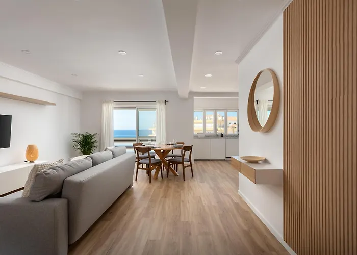 Beachfront Apartment, 25m From The With Ac And Heating * سانتا كروز