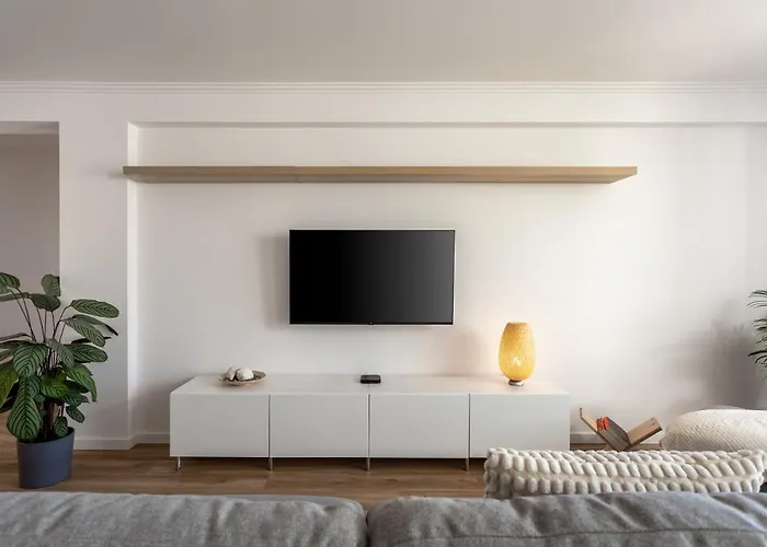 شقة Beachfront Apartment, 25m From The With Ac And Heating *