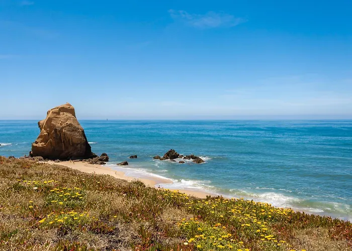 شقة Beachfront Apartment, 25m From The With Ac And Heating